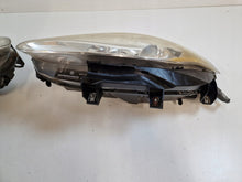 Load image into Gallery viewer, Frontscheinwerfer Fiat Croma 43700748 Ein Satz Scheinwerfer Headlight SCH9207458091ny