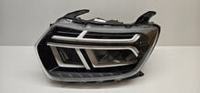 Laden Sie das Bild in den Galerie-Viewer, Frontscheinwerfer Dacia Duster 260602465R LED Links Scheinwerfer Headlight SCH3564368958zs