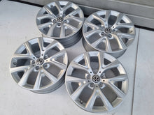 Laden Sie das Bild in den Galerie-Viewer, 4x Alufelge 17 Zoll 6.5" 5x112 39ET 6856076 BMW 4 Passat B7 Golf VII Tiguan FEL7571005609rm