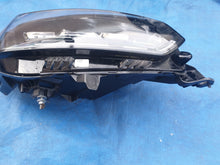 Laden Sie das Bild in den Galerie-Viewer, Frontscheinwerfer Peugeot 208 90200108 9833036180 Rechts Scheinwerfer Headlight