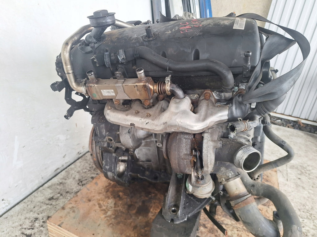 Motor VW Touareg BAC 2.5 TDI 174PS 128kW 200TKm Diesel Engine Unkomplett