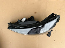 Laden Sie das Bild in den Galerie-Viewer, Frontscheinwerfer Renault Clio I V 260103507R 260600149R Ein Satz Headlight SCH1158467266hh