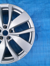 Load image into Gallery viewer, 1x Alufelge 20 Zoll 6.5" 5x114.3 33ET 403006854R Renault Espace Scenic Rim Wheel FEL3240561054es