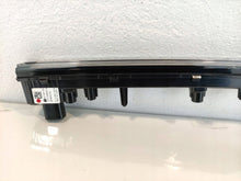Laden Sie das Bild in den Galerie-Viewer, Frontscheinwerfer VW Taigo 2G7941653 Vorderseite Scheinwerfer Headlight SCH3527906620ut
