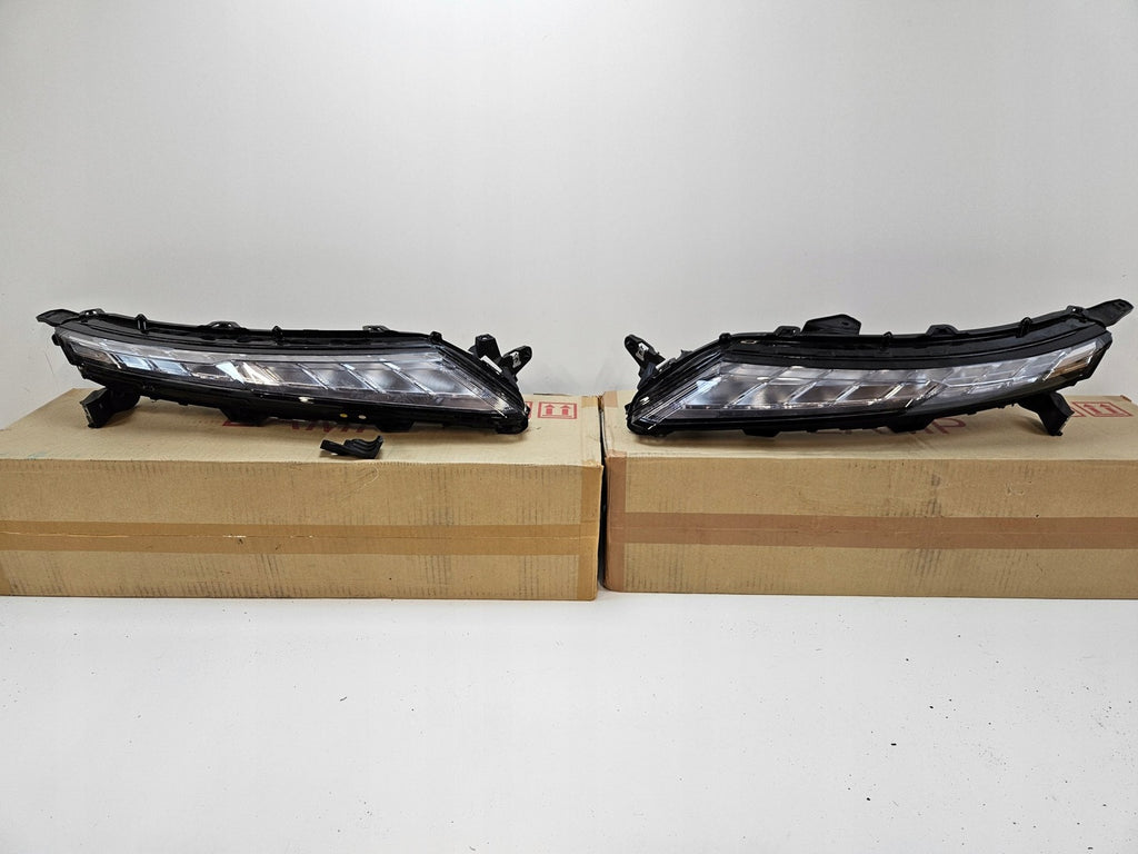 Frontscheinwerfer Mitsubishi Eclipse Cross EDM922-06010 Rechts oder Links