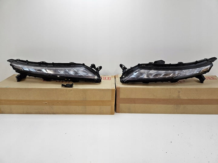 Frontscheinwerfer Mitsubishi Eclipse Cross EDM922-06010 Ein Satz Headlight SCH7191285206uz