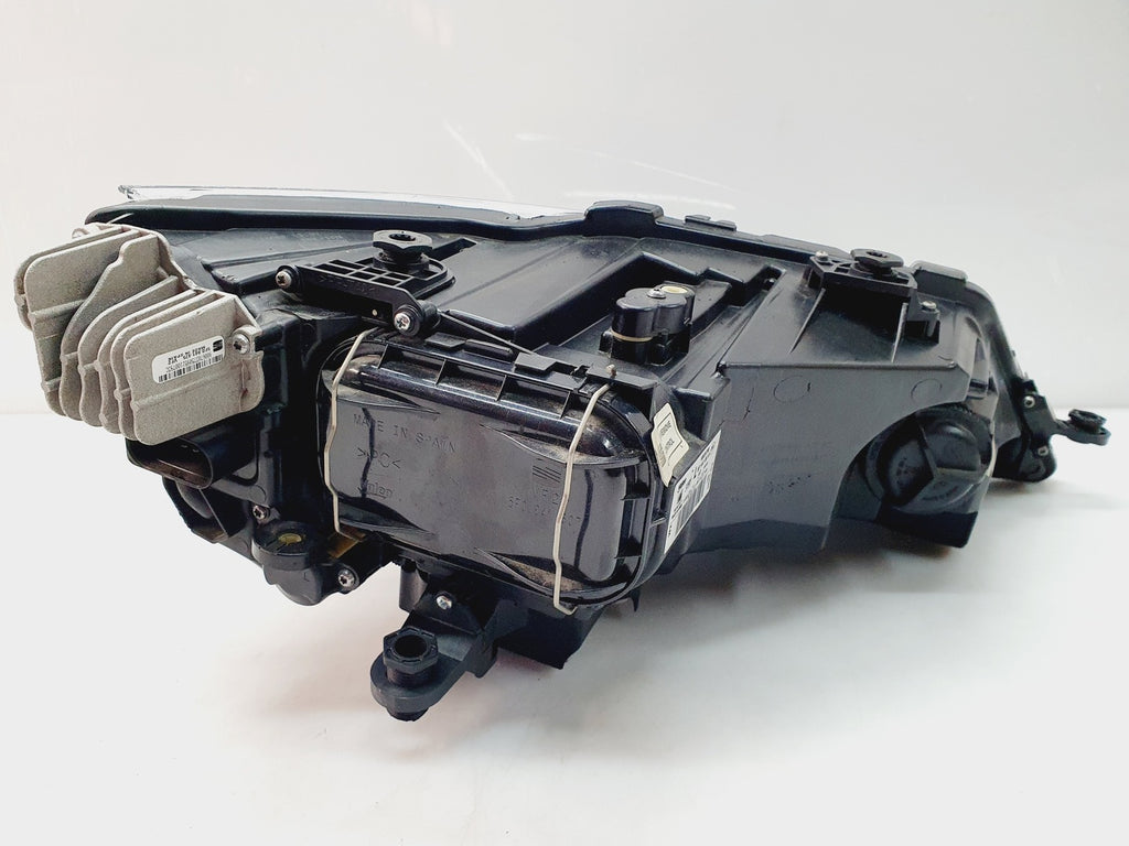 Frontscheinwerfer Seat Leon 5F1941007B LED Ein Stück (Rechts oder Links)