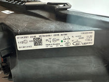 Laden Sie das Bild in den Galerie-Viewer, Frontscheinwerfer Skoda Superb III 3V1941015 Links Scheinwerfer Headlight