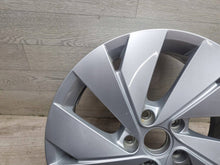 Laden Sie das Bild in den Galerie-Viewer, 1x Alufelge 17 Zoll 5x112 46ET 5H0601025B VW Golf Viii Rim Wheel FEL1858084416cs
