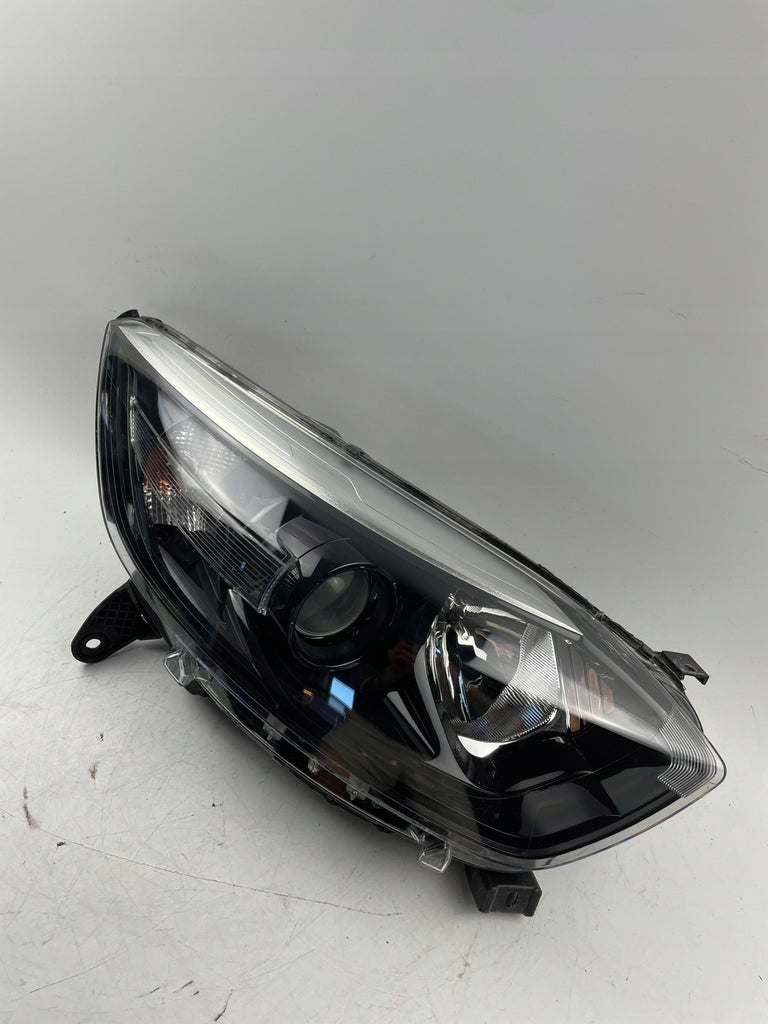 Frontscheinwerfer Renault Captur I 260105066R Rechts Scheinwerfer Headlight SCH6414301512iz