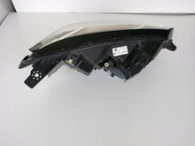 Laden Sie das Bild in den Galerie-Viewer, Frontscheinwerfer Dacia Sandero III Logan Jogger 260607161R Full LED Links