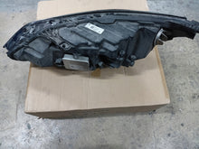 Laden Sie das Bild in den Galerie-Viewer, Frontscheinwerfer Opel Astra K 39055746 LED Rechts Scheinwerfer Headlight SCH5279476199tt