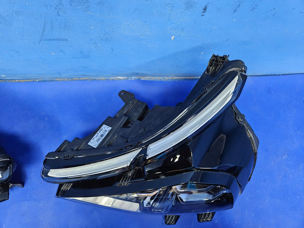 Frontscheinwerfer Citroën C4 III 73243672 Full LED Ein Stück (Rechts oder Links)