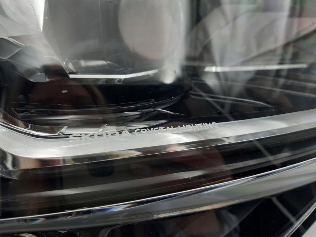 Frontscheinwerfer Skoda Superb III 3V1941016D LED Rechts Scheinwerfer Headlight