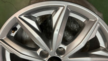 Load image into Gallery viewer, 1x Alufelge 17 Zoll 7.0" 5x112 34ET Glanz Silber 80A601025 Audi Rim Wheel FEL8265701321is