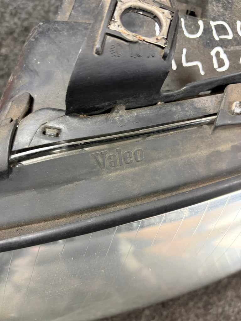 Frontscheinwerfer Audi A4 B6 Links Scheinwerfer Headlight SCH4018751858eb