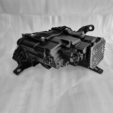 Laden Sie das Bild in den Galerie-Viewer, Frontscheinwerfer Maserati Ghibli M157 00670100988 Links Scheinwerfer Headlight SCH7380781896zw