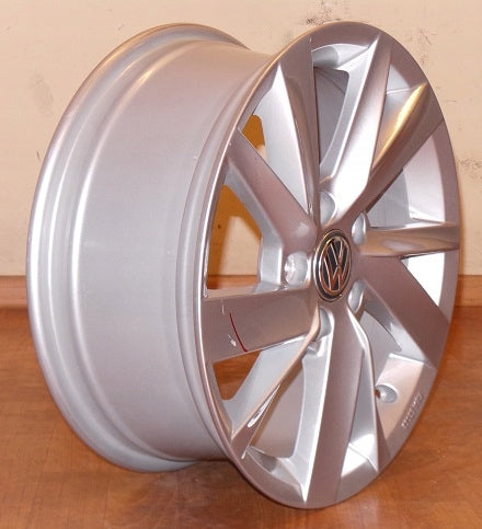 1x Alufelge 16 Zoll 6.5" 5x112 46ET 5H0071496 VW Golf Viii Rim Wheel