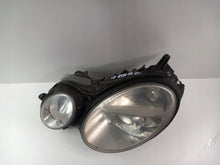 Laden Sie das Bild in den Galerie-Viewer, Frontscheinwerfer Mercedes-Benz W211 Xenon Links Scheinwerfer Headlight SCH6666172615rd