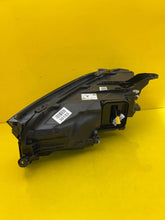 Laden Sie das Bild in den Galerie-Viewer, Frontscheinwerfer Mercedes-Benz Gle A1679067804 LED Rechts Headlight SCH9044725048ml