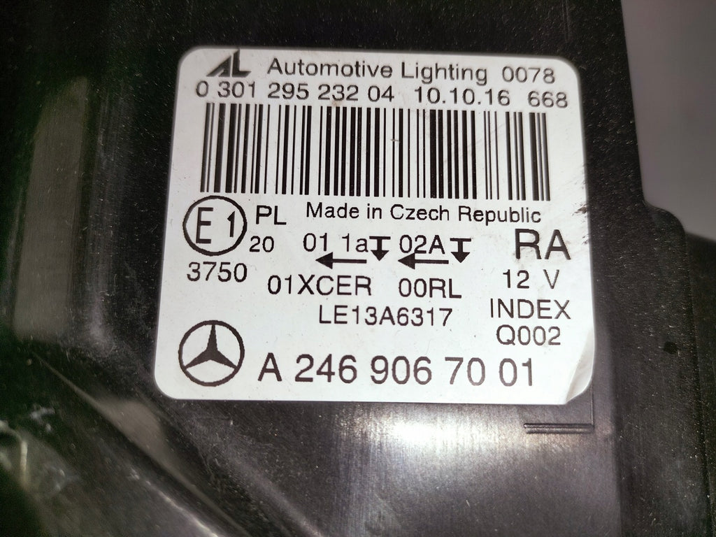 Frontscheinwerfer Mercedes-Benz W246 A2469067001 FULL LED Rechts oder Links