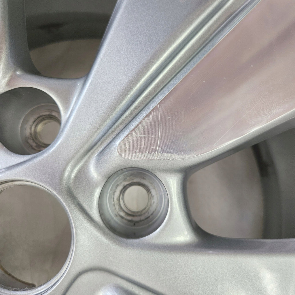 1x Alufelge 15 Zoll 6.0" 5x114.3 45ET Schwarz Nissan Leaf Ze0 Ze1 Pulsar