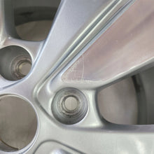 Laden Sie das Bild in den Galerie-Viewer, 1x Alufelge 15 Zoll 6.0&quot; 5x114.3 45ET Schwarz Nissan Leaf Ze0 Ze1 Pulsar