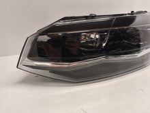 Laden Sie das Bild in den Galerie-Viewer, Frontscheinwerfer VW Polo 2G1941035F LED Links Scheinwerfer Headlight SCH9261877954mx