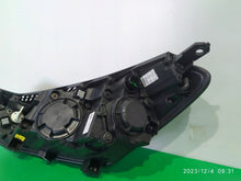 Laden Sie das Bild in den Galerie-Viewer, Frontscheinwerfer Hyundai Tucson 92102D7500 Rechts Scheinwerfer Headlight