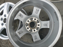 Load image into Gallery viewer, 4x Alufelge 16 Zoll 6.5" 5x112 40ET Glanz Silber KBA52707 Skoda I Rim Wheel FEL9957221956jt