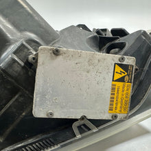 Laden Sie das Bild in den Galerie-Viewer, Frontscheinwerfer Opel Astra H 16020100 Xenon Links Scheinwerfer Headlight SCH9513887821hs