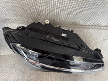 Load image into Gallery viewer, Frontscheinwerfer Skoda Superb III 3V1941018D Full LED Rechts Headlight