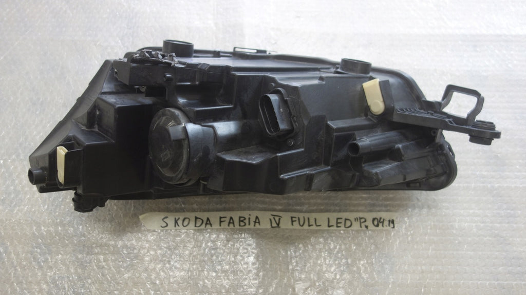 Frontscheinwerfer Skoda Fabia IV 6VB941016 LED Rechts Scheinwerfer Headlight SCH2502309940yq