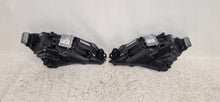 Laden Sie das Bild in den Galerie-Viewer, Frontscheinwerfer Skoda Superb III 3V1941015D Full LED Rechts oder Links
