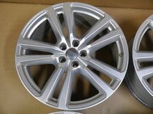 Load image into Gallery viewer, 4x Alufelge 20 Zoll 9.0" 5x112 33ET Glanz Silber 4M0601025H Audi Q7 Rim Wheel FEL8555961444ls