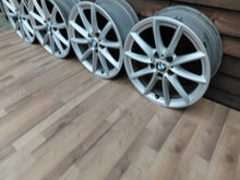 Laden Sie das Bild in den Galerie-Viewer, 4x Alufelge 17 Zoll 7.5" 5x112 52ET Glanz Silber 6856061 BMW F45 X1 F48 FEL6951213415xs