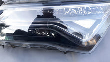 Laden Sie das Bild in den Galerie-Viewer, Frontscheinwerfer Seat Ateca 576941007 LED Links Scheinwerfer Headlight