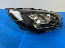 Laden Sie das Bild in den Galerie-Viewer, Frontscheinwerfer Peugeot II 208 9855524880 Rechts Scheinwerfer Headlight SCH7069617314wn