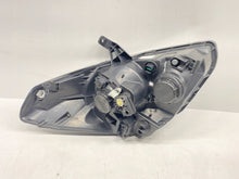 Laden Sie das Bild in den Galerie-Viewer, Frontscheinwerfer Hyundai H1 H-1 92101-4H0XX Links Scheinwerfer Headlight SCH1602904434we