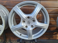 Laden Sie das Bild in den Galerie-Viewer, 4x Alufelge 18 Zoll 9.0" 5x130 53ET Glanz Silber 97036213600 Porsche Rim Wheel FEL7398723761tr