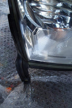 Load image into Gallery viewer, Frontscheinwerfer Mazda Tribute Ein Stück (Rechts oder Links) Headlight