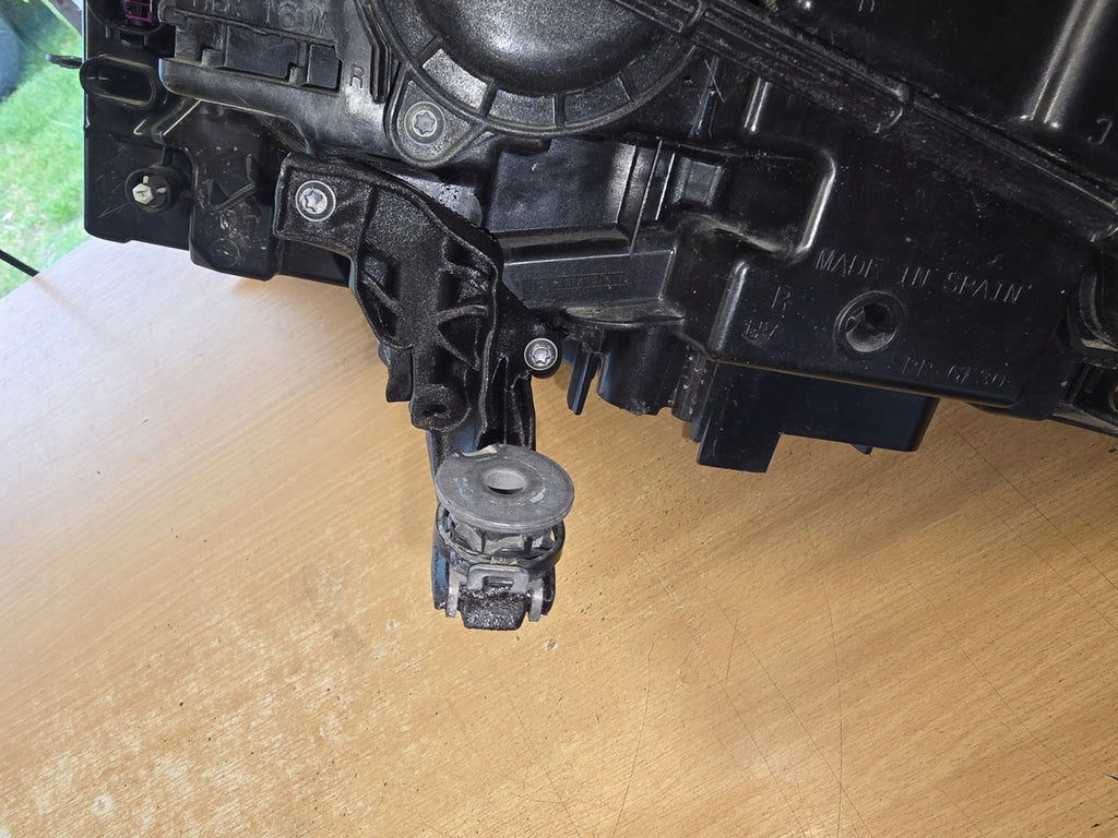 Frontscheinwerfer Seat Leon 5FB941008J 90188326 Rechts Scheinwerfer Headlight SCH9424320310jg