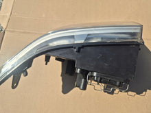 Load image into Gallery viewer, Frontscheinwerfer Ford Transit 6C11-13W030-DC Ein Satz Scheinwerfer Headlight SCH7995052058ft