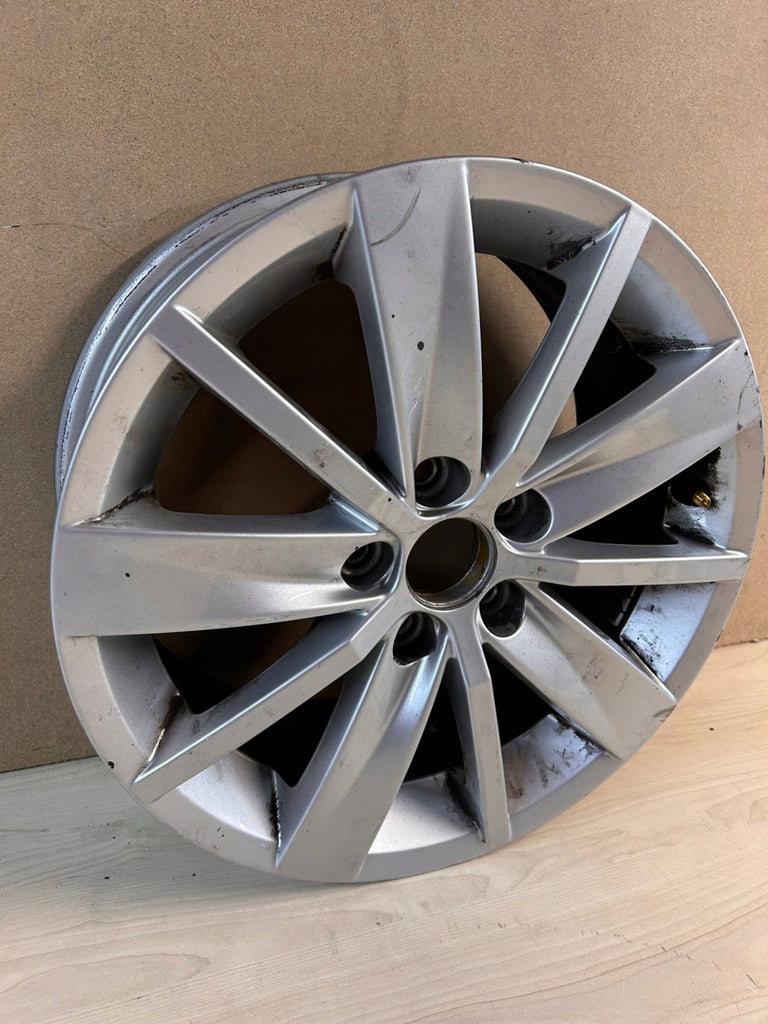 1x Alufelge 15 Zoll 6.0" 5x100 40ET Glanz Silber 6C0601025F VW Rim Wheel FEL8036659653ui