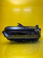 Load image into Gallery viewer, Frontscheinwerfer BMW 7 5A63725-02 LED Links Scheinwerfer Headlight SCH3000778482ku