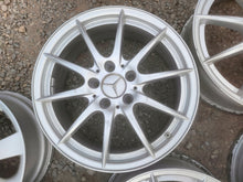 Laden Sie das Bild in den Galerie-Viewer, 4x Alufelge 17 Zoll 6.5" 5x112 49ET Glanz Silber A2464010102 Mercedes-Benz FEL6698272777in