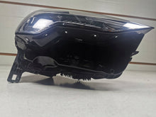 Laden Sie das Bild in den Galerie-Viewer, Frontscheinwerfer Audi Q3 83A941012 Rechts Scheinwerfer Headlight SCH9033791224rd