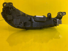Laden Sie das Bild in den Galerie-Viewer, Frontscheinwerfer 8893628771 LED Rechts Scheinwerfer Headlight