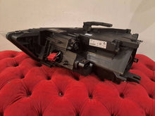 Laden Sie das Bild in den Galerie-Viewer, Frontscheinwerfer Audi Q3 8U0941032 Rechts Scheinwerfer Headlight SCH9357068205xw
