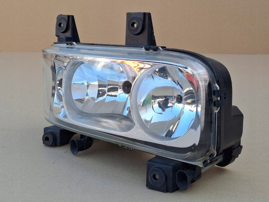 Frontscheinwerfer Mercedes-Benz A9678200361 Rechts Scheinwerfer Headlight SCH1504527106zh